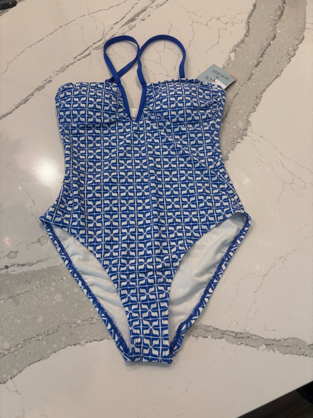 New Shade & Shore One Piece Swimsuit – Size Small (4–6) – NWT 💙🤍